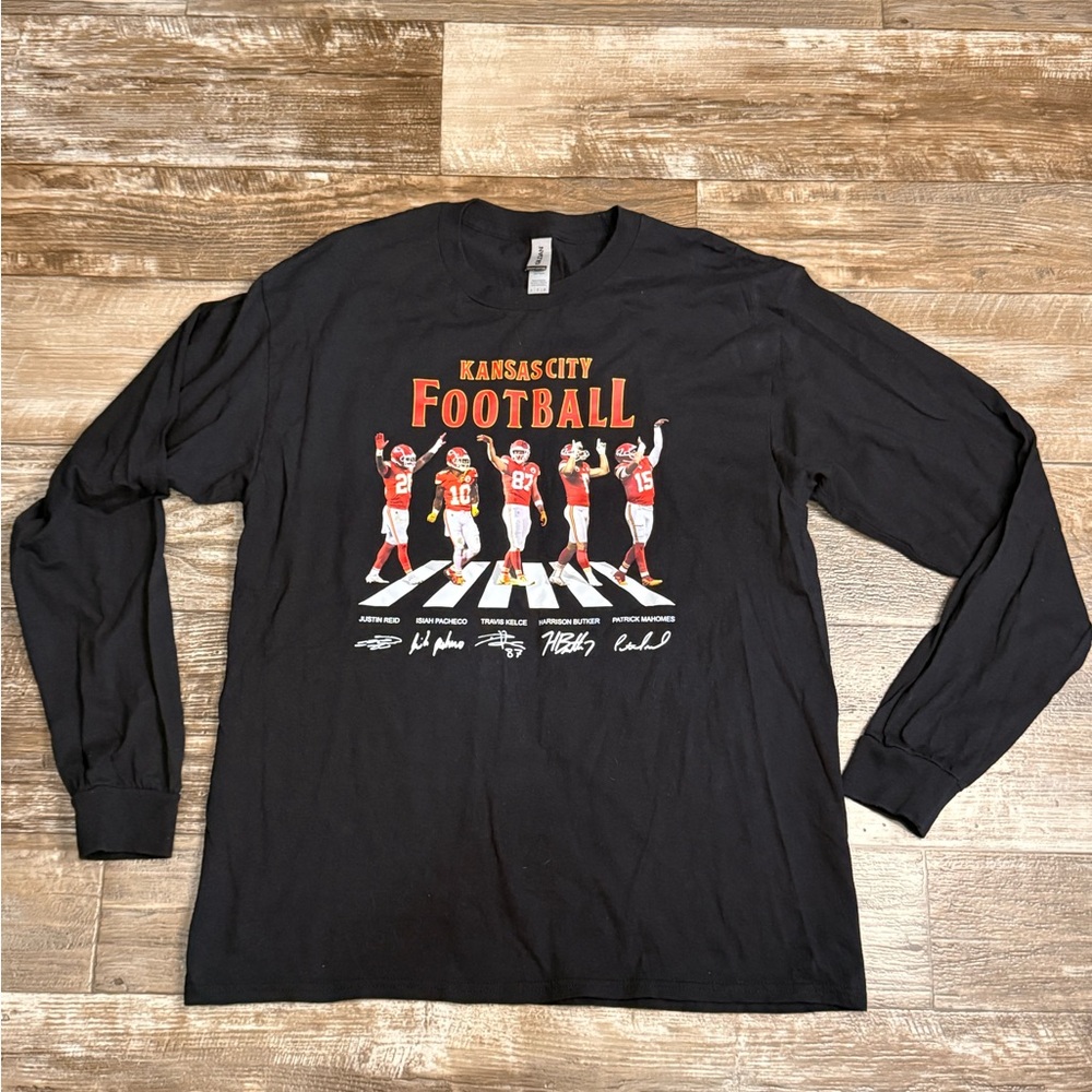 ❤️💛 Kansas City Chiefs Unisex Long Sleeve Shirt